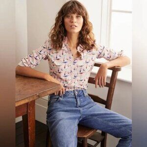Boden Women’s The Classic Shirt in Swallows print US size 6R Preppy